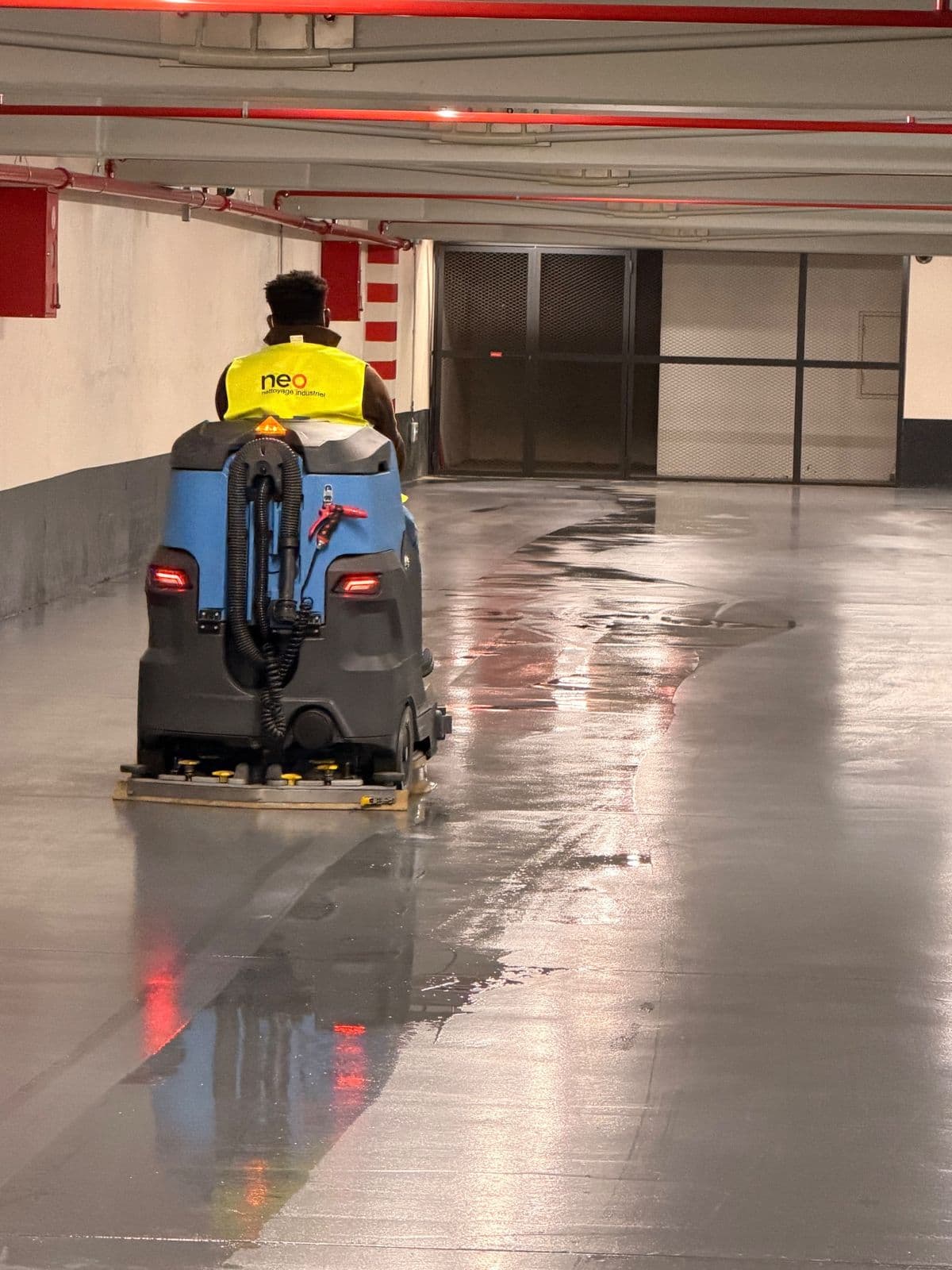 Remise en état complète du parking de la pré-fourrière de Charléty (Paris 13)
